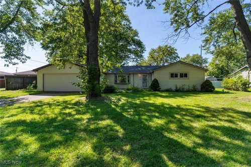 9315 June Dr, Streetsboro, OH, 44241-8319 | Card Image