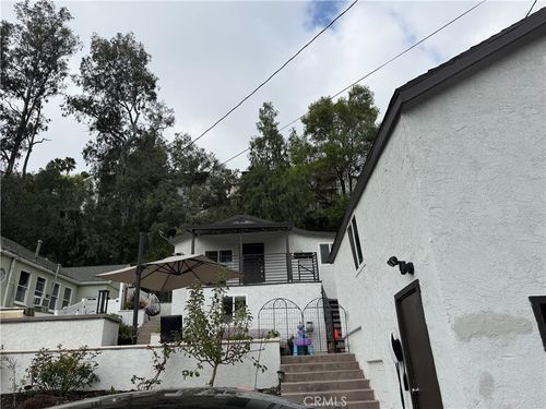 2371 Belleglade Ave, LOS ANGELES, CA, 90032-3351 | Card Image