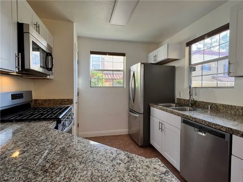 170-2801 N Rainbow Blvd, Las Vegas, NV, 89108-4579 | Card Image