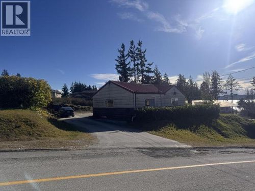 6928 Quesnel St, Powell River, BC, V8A1J2 | Card Image