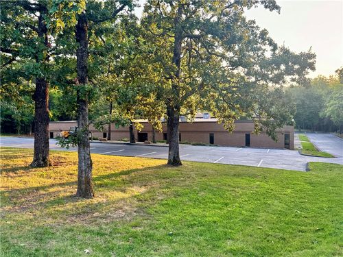 4171 Crossover Road, Fayetteville, AR, 72703 | Card Image