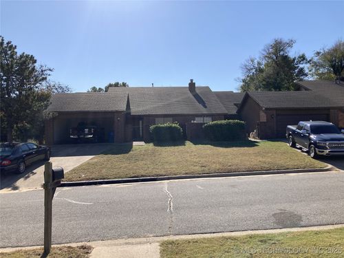 2830 E 81st Pl, Tulsa, OK, 74137-1301 | Card Image