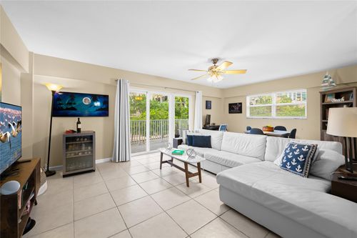 apt-304-95 N Birch Rd, Fort Lauderdale, FL, 33304-4302 | Card Image