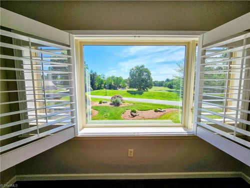 3226 Bermuda Village Dr, Advance, NC, 27006 | Card Image