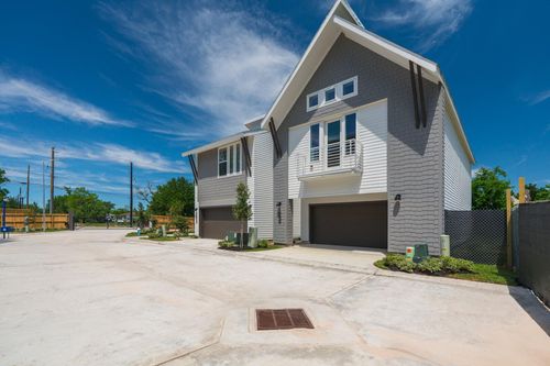 7606 Victory Reserve Street, Houston, TX, 77088 | Card Image