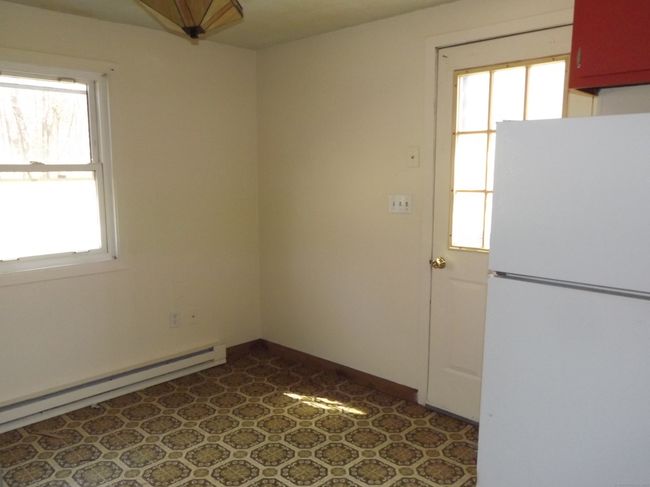 B - 7 White Oak Condo Lane, Condo with 2 bedrooms, 1 bathrooms and 2 parking in Mansfield CT | Image 6
