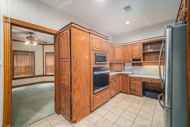 613 Seals Rd, House other with 4 bedrooms, 4 bathrooms and null parking in Bartonville TX | Image 10