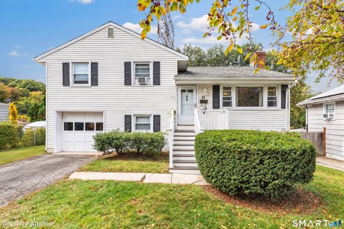 51 Maher Dr, Norwalk, CT, 06850-2417 | Card Image