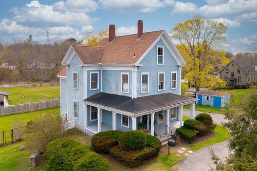 327 East St, Hingham, MA, 02043 | Card Image