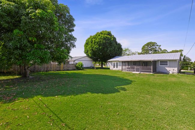 733 Se Academy Ln, House other with 2 bedrooms, 2 bathrooms and null parking in Port St. Lucie FL | Image 23