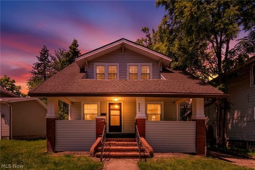 280 Wildwood Ave, Akron, OH, 44320-2269 | Card Image
