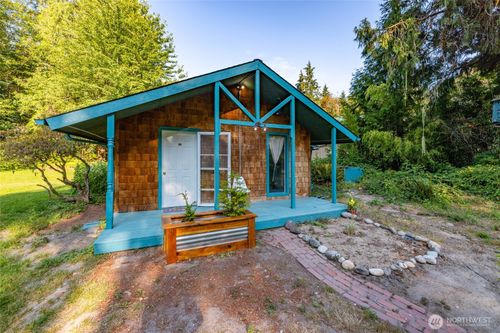 14784 Mountain View Ln, Concrete, WA, 98237-9682 | Card Image
