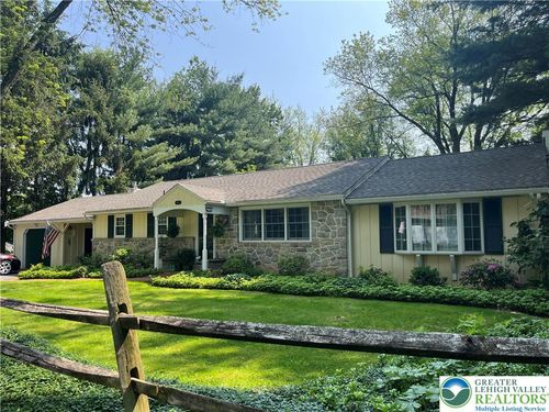 4245 Tank Farm Rd, Emmaus, PA, 18049-5338 | Card Image
