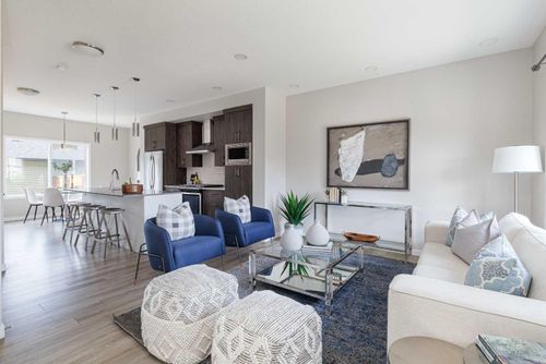 {{alt}} | Card Image