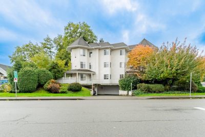 206 - 3088 Flint St, Condo with 2 bedrooms, 2 bathrooms and 1 parking in Port Coquitlam BC | Image 1