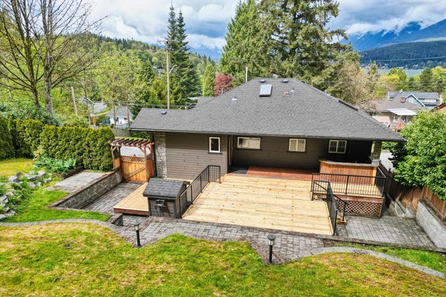 2201 Hope Street, House other with 5 bedrooms, 3 bathrooms and 4 parking in Port Moody BC | Image 7