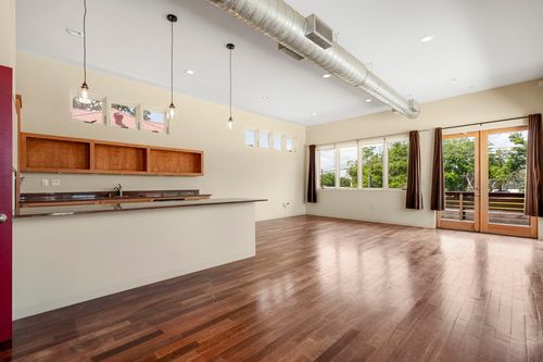 a-4015 Guadalupe St, Austin, TX, 78751-4523 | Card Image