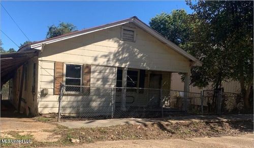 42 Claiborne St, Natchez, MS, 39120-2854 | Card Image