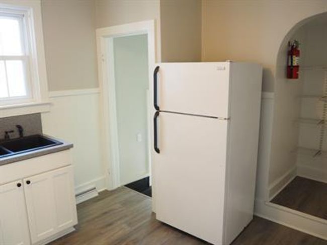 Kitchen (1) | Image 11