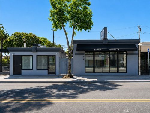 504 S Harbor Blvd, Fullerton, CA, 92832-2411 | Card Image