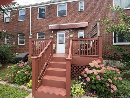 247 76th Ave, Bellerose, NY, 11426 | Card Image