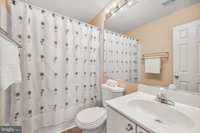 11431 Heritage Commons Way, Townhouse with 2 bedrooms, 3 bathrooms and null parking in RESTON VA | Image 24