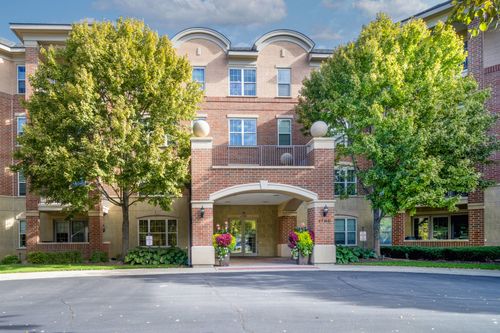 apt-312-2700 Summit Dr, Glenview, IL, 60025-7656 | Card Image
