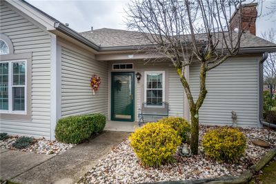 57 Stone Ridge Blvd, Condo with 3 bedrooms, 3 bathrooms and 2 parking in Hermitage PA | Image 3