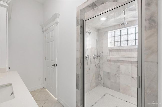 302 W Sugarcane Dr, House other with 3 bedrooms, 3 bathrooms and 2 parking in Weslaco TX | Image 13
