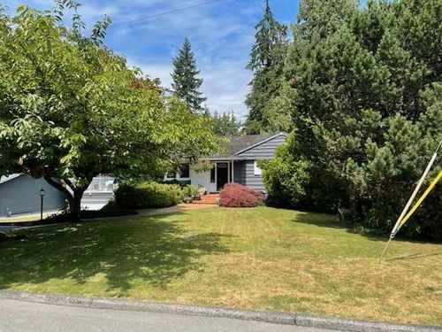 939 Selkirk Cres, Coquitlam, BC, V3J6E4 | Card Image