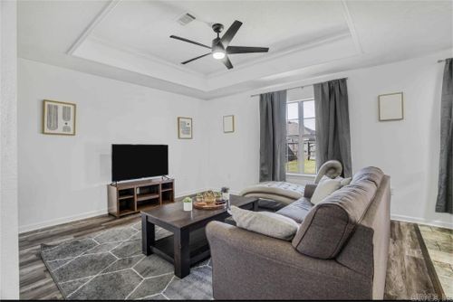 1425 Ola St, Conway, AR, 72032-8565 | Card Image