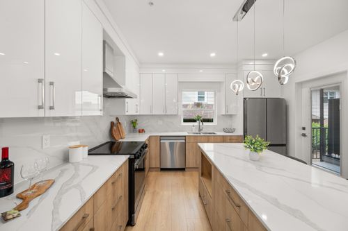 3-2258 Kelly Ave, Port Coquitlam, BC, V3C1X9 | Card Image