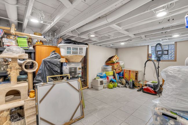 1469 Albert Rd, House other with 2 bedrooms, 1 bathrooms and 2 parking in Windsor ON | Image 22