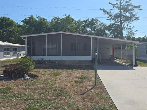 26111 Countess Ln, BONITA SPRINGS, FL, 34135-6516 | Card Image