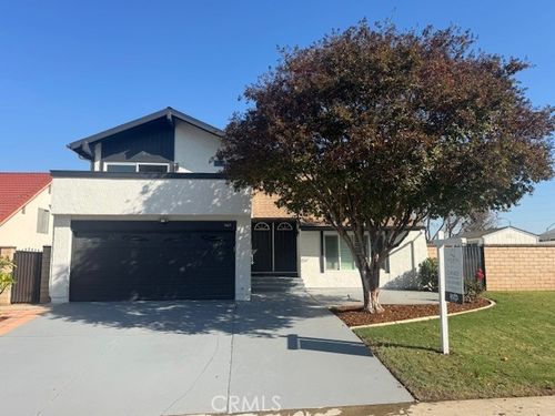 1527 Greenpoint Dr, Corona, CA, 92878-3638 | Card Image