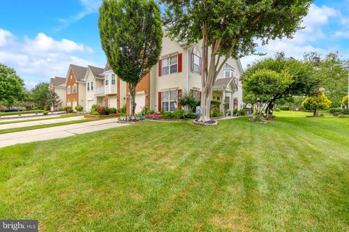 84 La Costa Dr, BLACKWOOD, NJ, 08012-5536 | Card Image