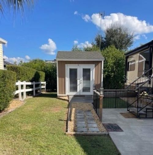 3175 Ne 102nd Avenue Rd, SILVER SPRINGS, FL, 34488-8329 | Card Image