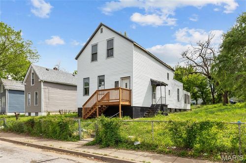 108 Horn Ave, Saint Louis, MO, 63125-1527 | Card Image