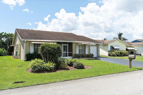 7184 Pine Manor Dr, Lake Worth, FL, 33467-3930 | Card Image