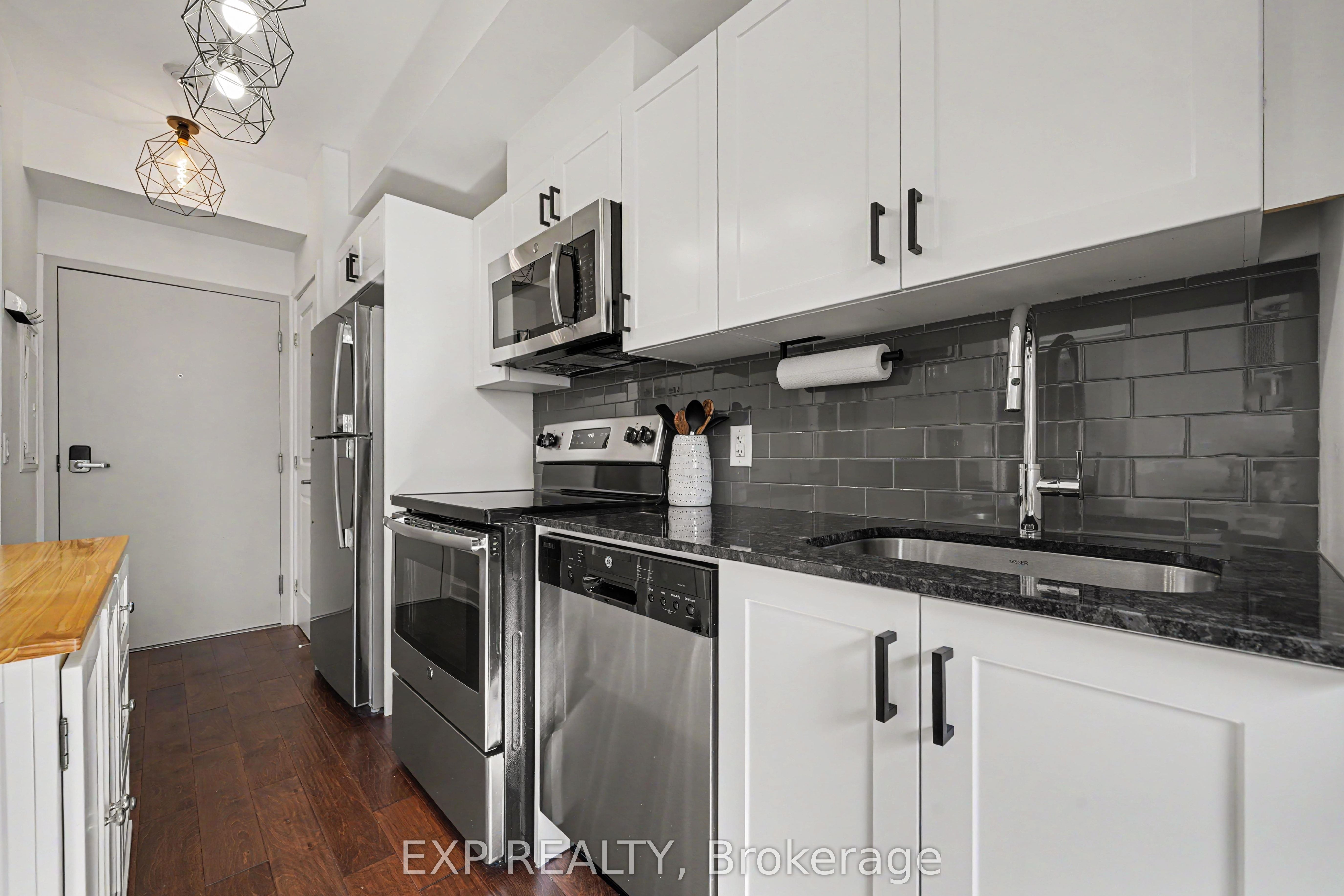 Residential in Hunt Club - Windsor Park Village and Area 4