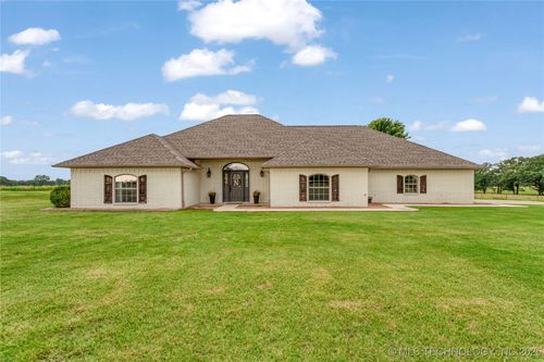 2604 W Cedar Ridge Rd, Tishomingo, OK, 73460-4245 | Card Image