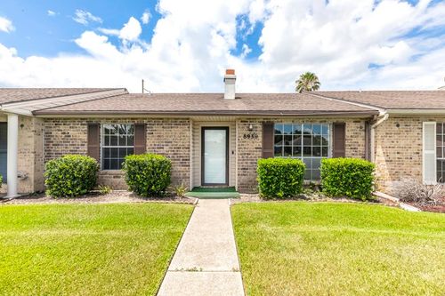 8930 Manion Dr, Beaumont, TX, 77706-3929 | Card Image