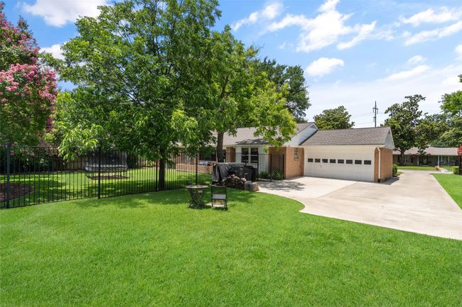 202 N Weatherred Dr, House other with 3 bedrooms, 2 bathrooms and null parking in Richardson TX | Image 31