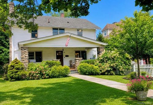 64 Greenridge Ave, White Plains, NY, 10605-1618 | Card Image