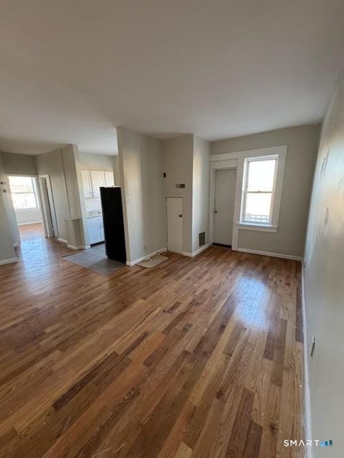 w1-335 Wells Street, Bridgeport, CT, 06606 | Card Image