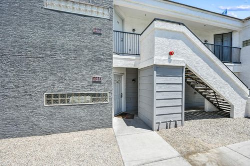 apt-227-3065 N 67th Ave, Phoenix, AZ, 85033-5911 | Card Image