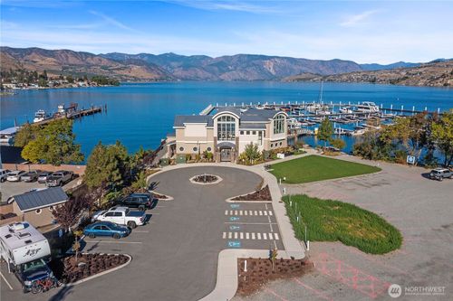 b8-1350 W Woodin Avenue, Chelan, WA, 98816 | Card Image