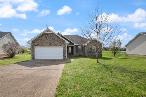 112 Beaver Creek Dr, Portland, TN, 37148-2056 | Card Image