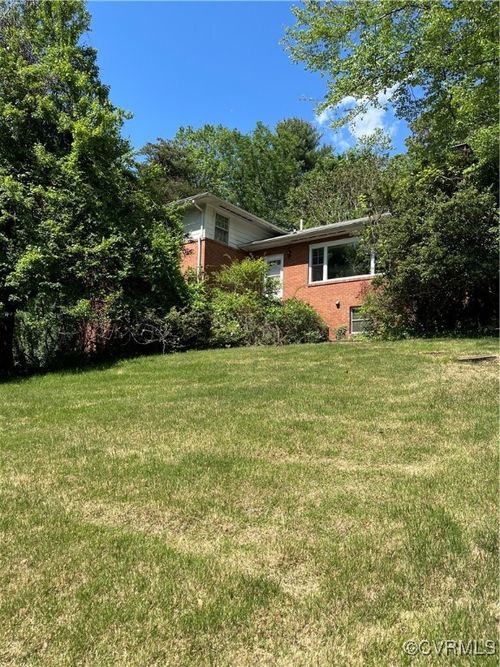 101 Viewmont Ct, Charlottesville, VA, 22911-8633 | Card Image