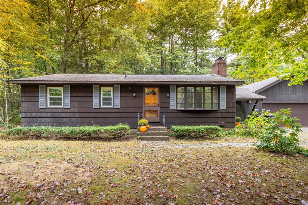Wood Rd, Westfield, MA 01085